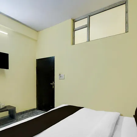 Super Collection O Sunder Nagar Golvyas Formerly Hotel Rockwell